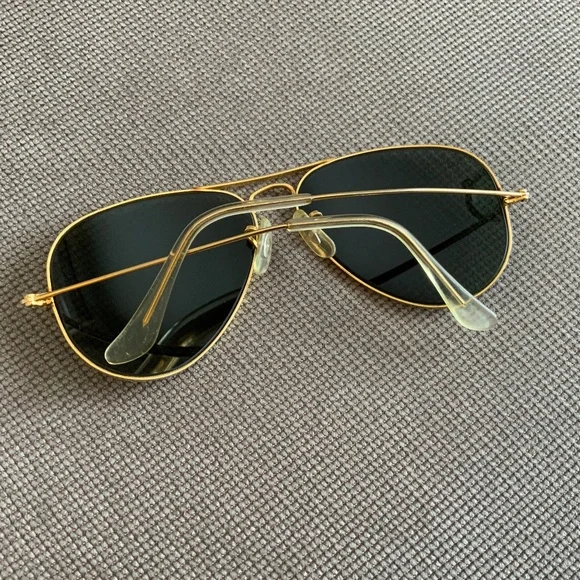 Vintage 1990s Ray Ban Aviator (Unisex) Sunglasses - Picture 4 of 8